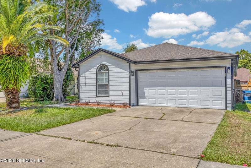 905 Gavagan Rd, Jacksonville, FL 32233