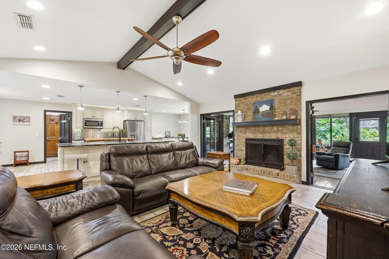 905 Middleridge Ct, Orange Park, FL 32065