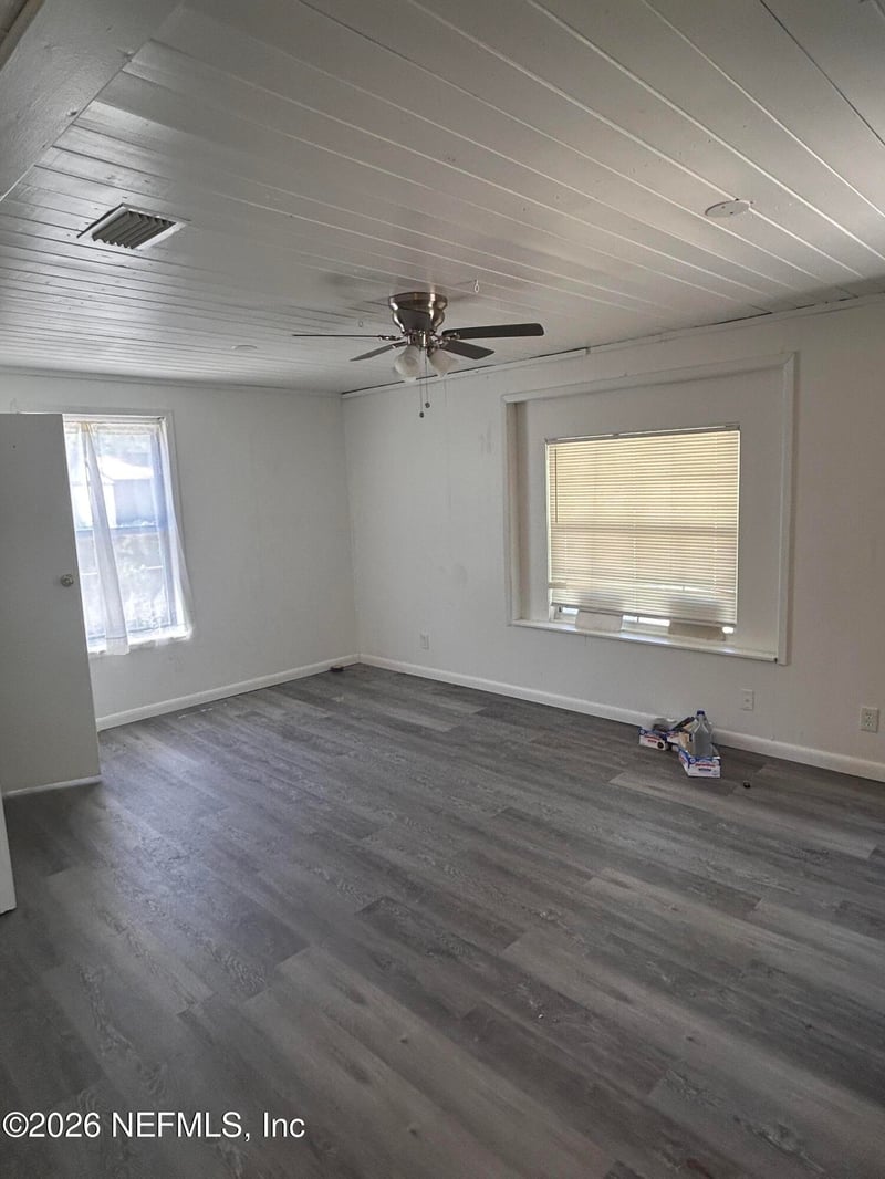 9053 Jefferson Ave, Jacksonville, FL 32208