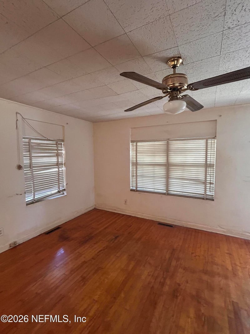 9053 Jefferson Ave, Jacksonville, FL 32208