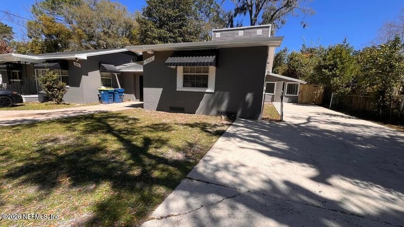 9053 Jefferson Ave, Jacksonville, FL 32208