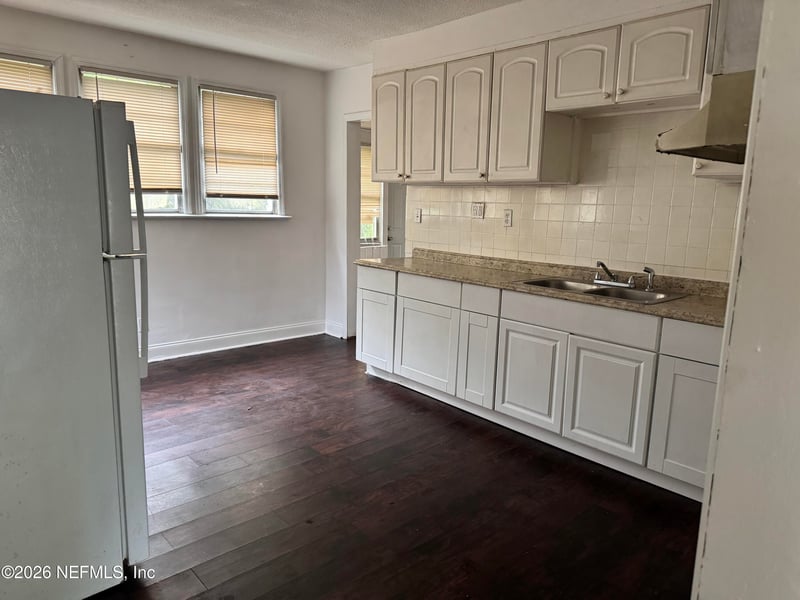9061 Monroe Ave, Jacksonville, FL 32208