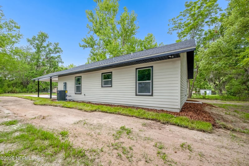 907 N Thompson St, Starke, FL 32091