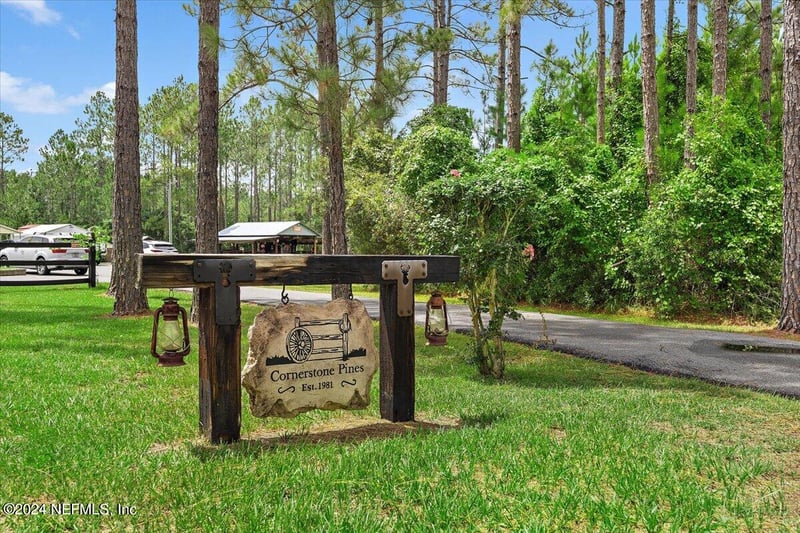 9070 County Road 217, Jacksonville, FL 32234