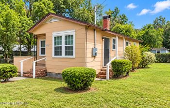 9076 Madison Ave, Jacksonville, FL 32208