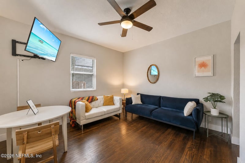909 Cedar St, Jacksonville, FL 32207