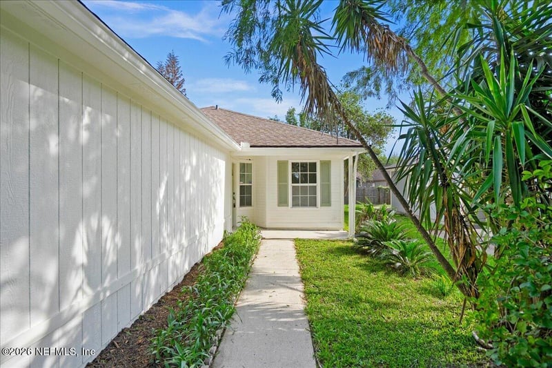 909 Gavagan Rd, Jacksonville, FL 32233