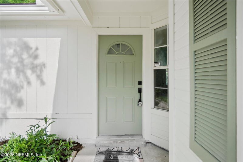 909 Gavagan Rd, Jacksonville, FL 32233