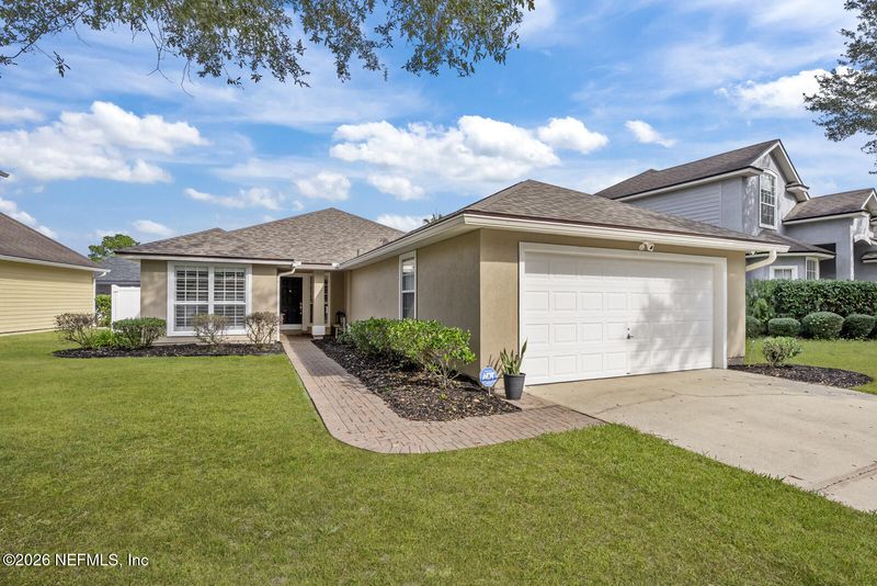 909 Thoroughbred Dr, Orange Park, FL 32065