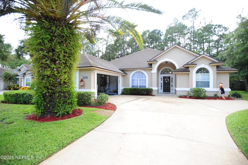9108 Timberlin Lake Rd, Jacksonville, FL 32256