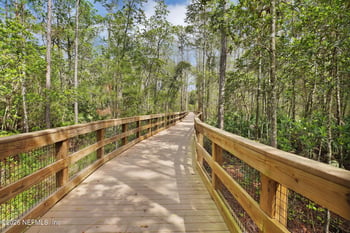 9114 Honeybee Ln, Jacksonville, FL 32256