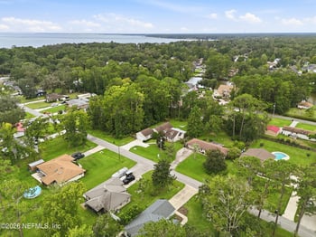 914 Hibernia Forest Dr, Fleming Island, FL 32003