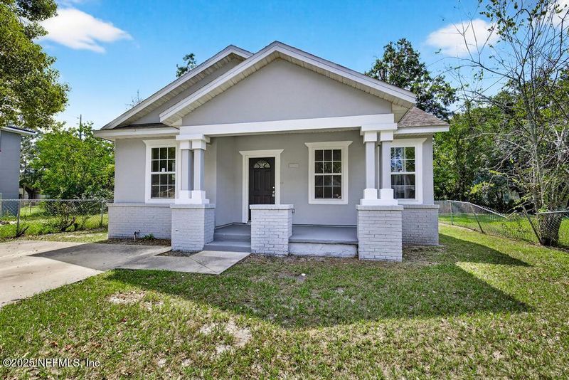 916 24th St W, Jacksonville, FL 32209