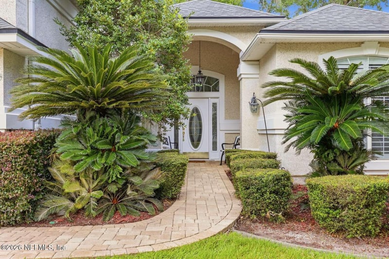 916 W Grist Mill Ct, Ponte Vedra Beach, FL 32082