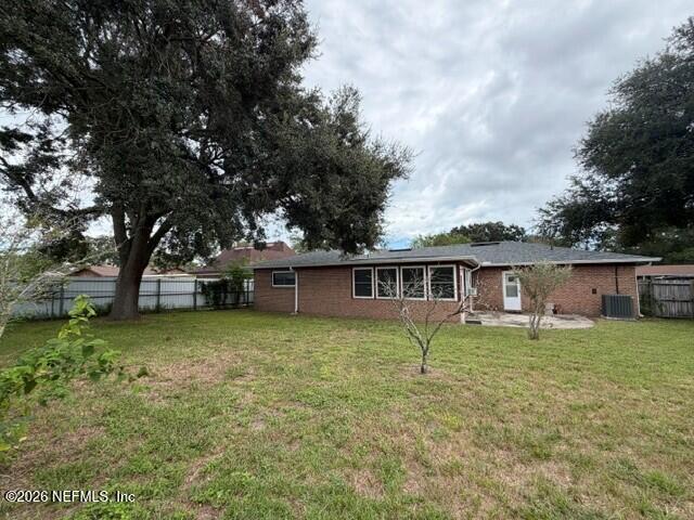 9164 Tottenham Ct, Jacksonville, FL 32257