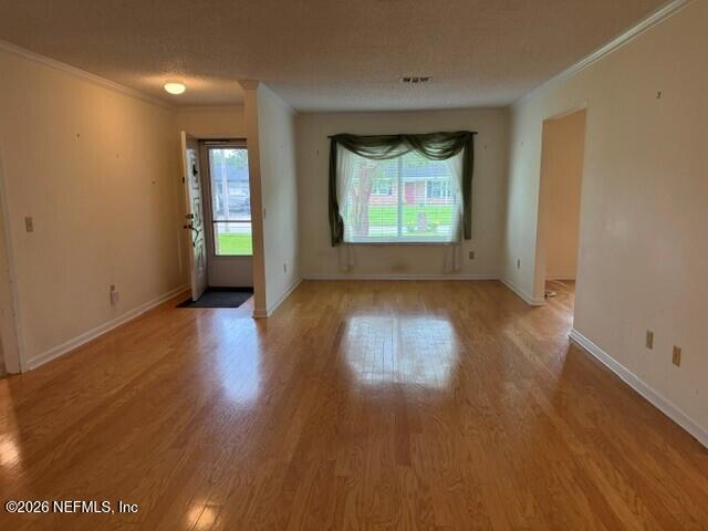 9164 Tottenham Ct, Jacksonville, FL 32257