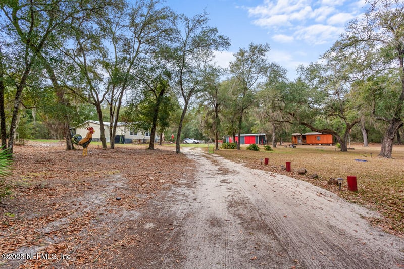 917 County Road 315, Melrose, FL 32666