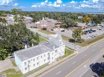 917 Ferris St, Green Cove Springs, FL 32043