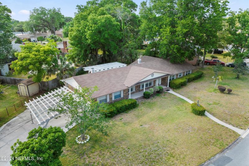 918 Parkridge Cir E, Jacksonville, FL 32211