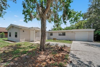919 Crest Dr E, Jacksonville, FL 32221