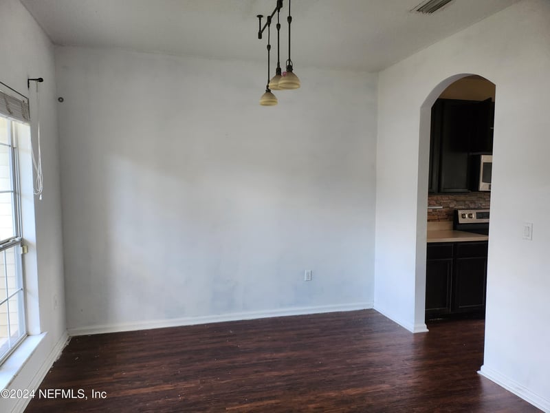 9194 Prosperity Lake Dr, Jacksonville, FL 32244
