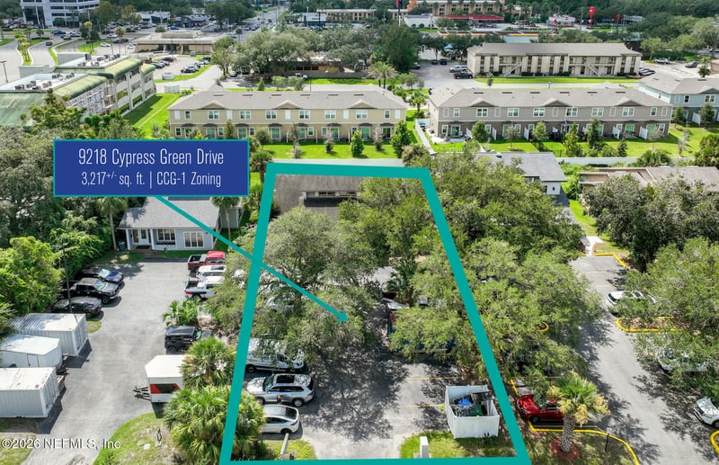 9218 Cypress Green Dr, Jacksonville, FL 32256