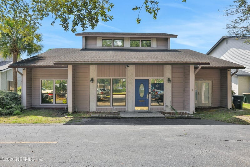 9218 Cypress Green Dr, Jacksonville, FL 32256