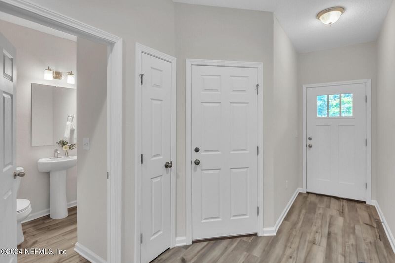 924 3rd Ave S, Jacksonville Beach, FL 32250
