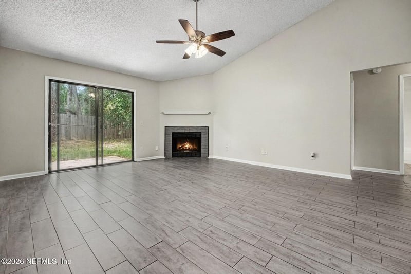 924 Aries Rd W, Jacksonville, FL 32216