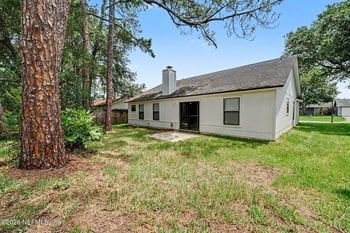 924 Aries Rd W, Jacksonville, FL 32216