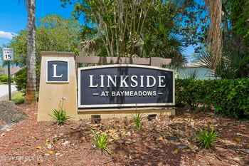 9241 Winged Foot Ln, Jacksonville, FL 32256