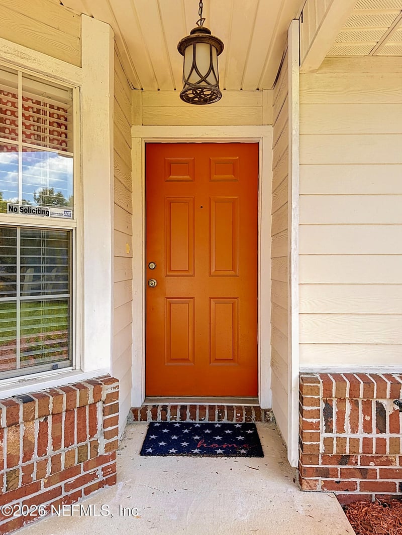 9243 Dale View Ln W, Jacksonville, FL 32225