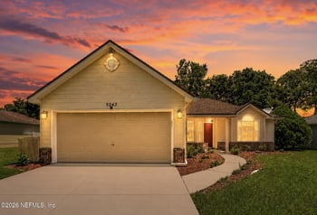 9243 Dale View Ln W, Jacksonville, FL 32225
