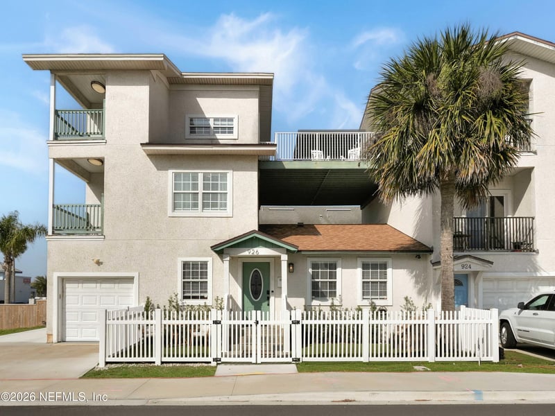 926 2nd St S #A, Jacksonville Beach, FL 32250