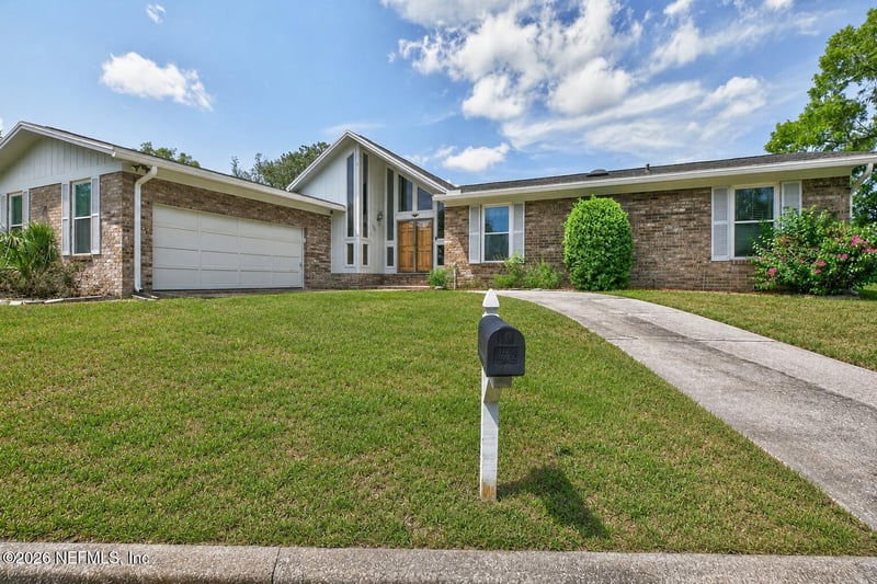 926 Longridge Ct, Orange Park, FL 32065
