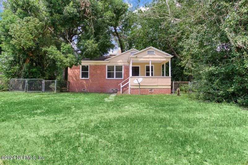929 Ethan Allen St, Jacksonville, FL 32208