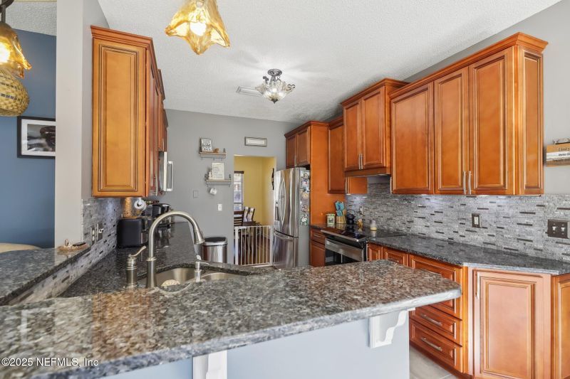 9294 Whisper Glen Dr, Jacksonville, FL 32222