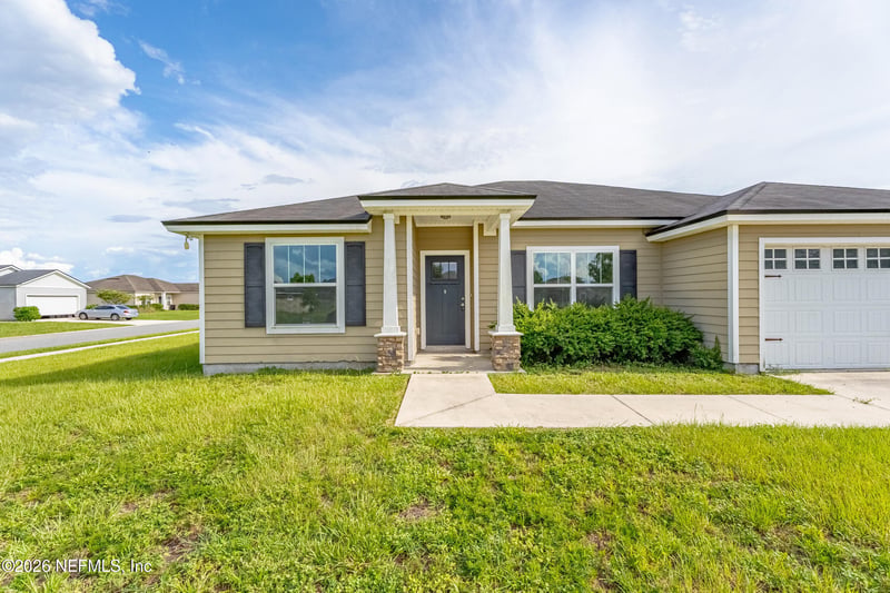 9296 Canary Ivy Ln, Jacksonville, FL 32219