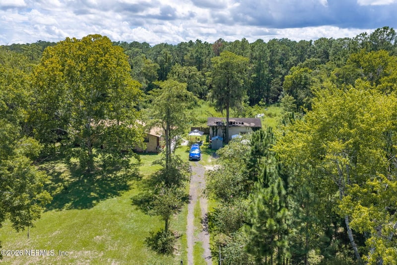 9296 Hipps Rd, Jacksonville, FL 32222