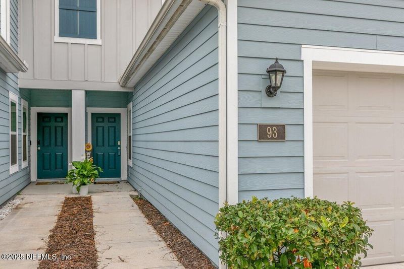 93 Scotch Pebble Dr, St Johns, FL 32259