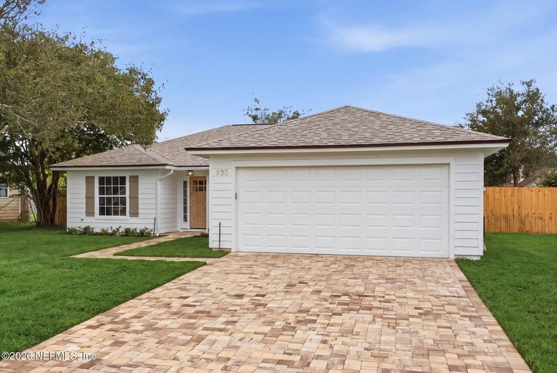 930 Arkenstone Dr, Jacksonville, FL 32225