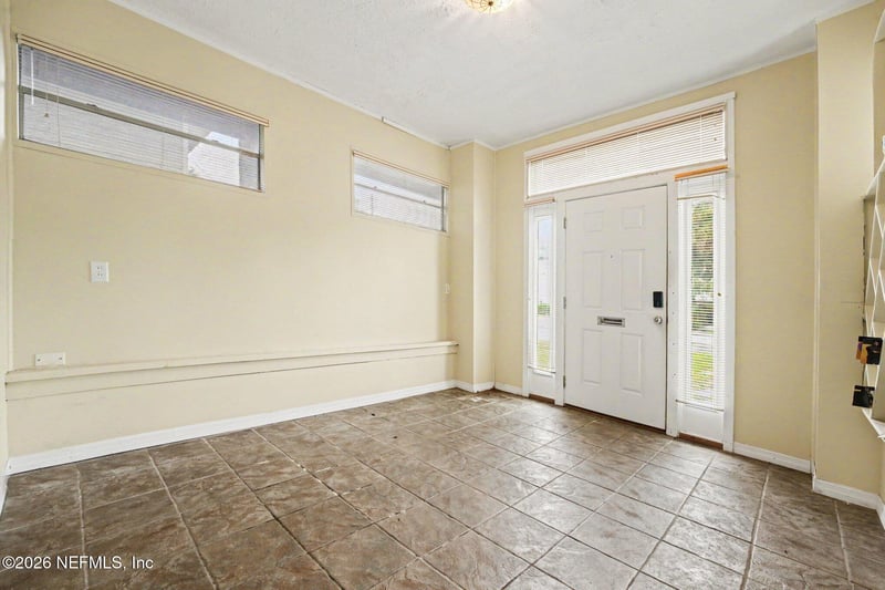 930 Cedar St, Jacksonville, FL 32207