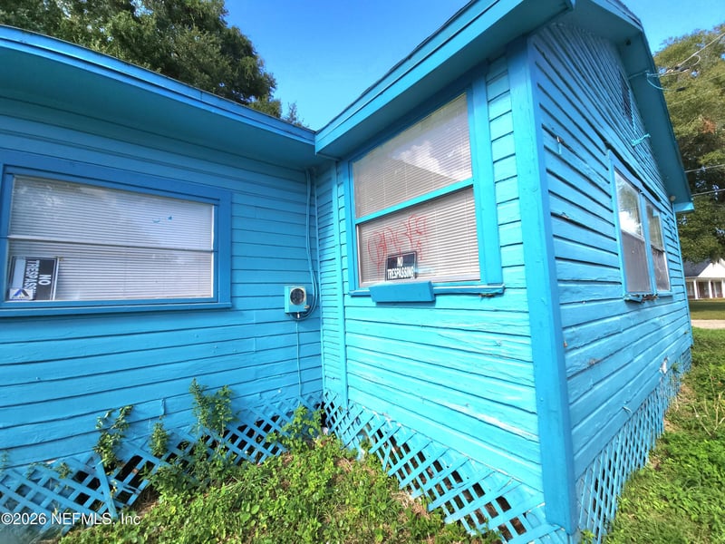 930 Cesery Blvd, Jacksonville, FL 32211