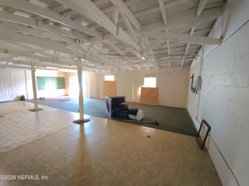 930 Cesery Blvd, Jacksonville, FL 32211