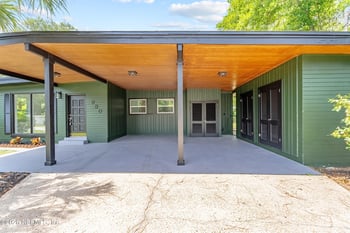 930 Middleton Rd, Jacksonville, FL 32211