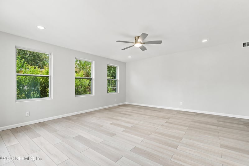 930 Middleton Rd, Jacksonville, FL 32211
