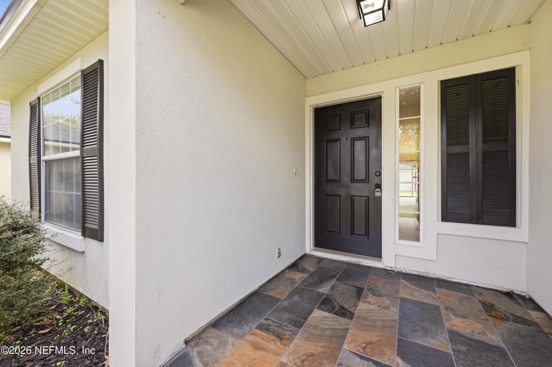 9318 Daniels Mill Dr, Jacksonville, FL 32244