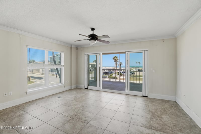 932 1st St N #203, Jacksonville Beach, FL 32250