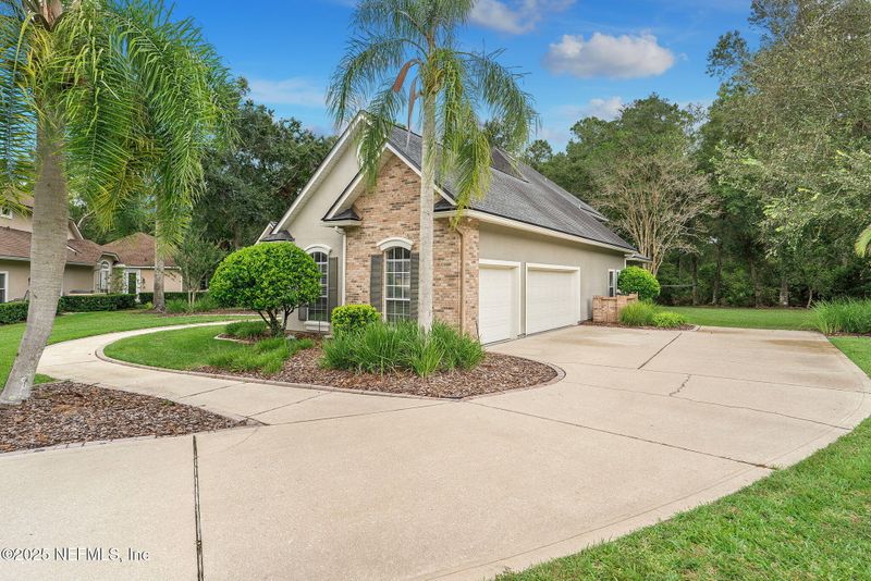 932 E Pleasant Pl, Jacksonville, FL 32259