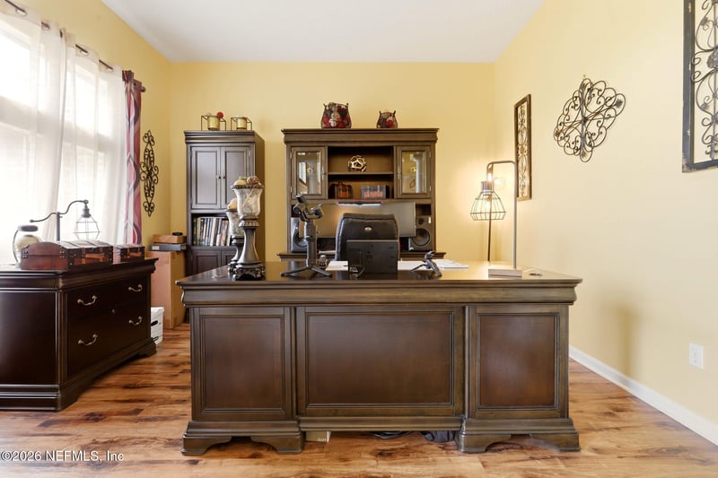 9331 Garden Overlook Ln, Jacksonville, FL 32219